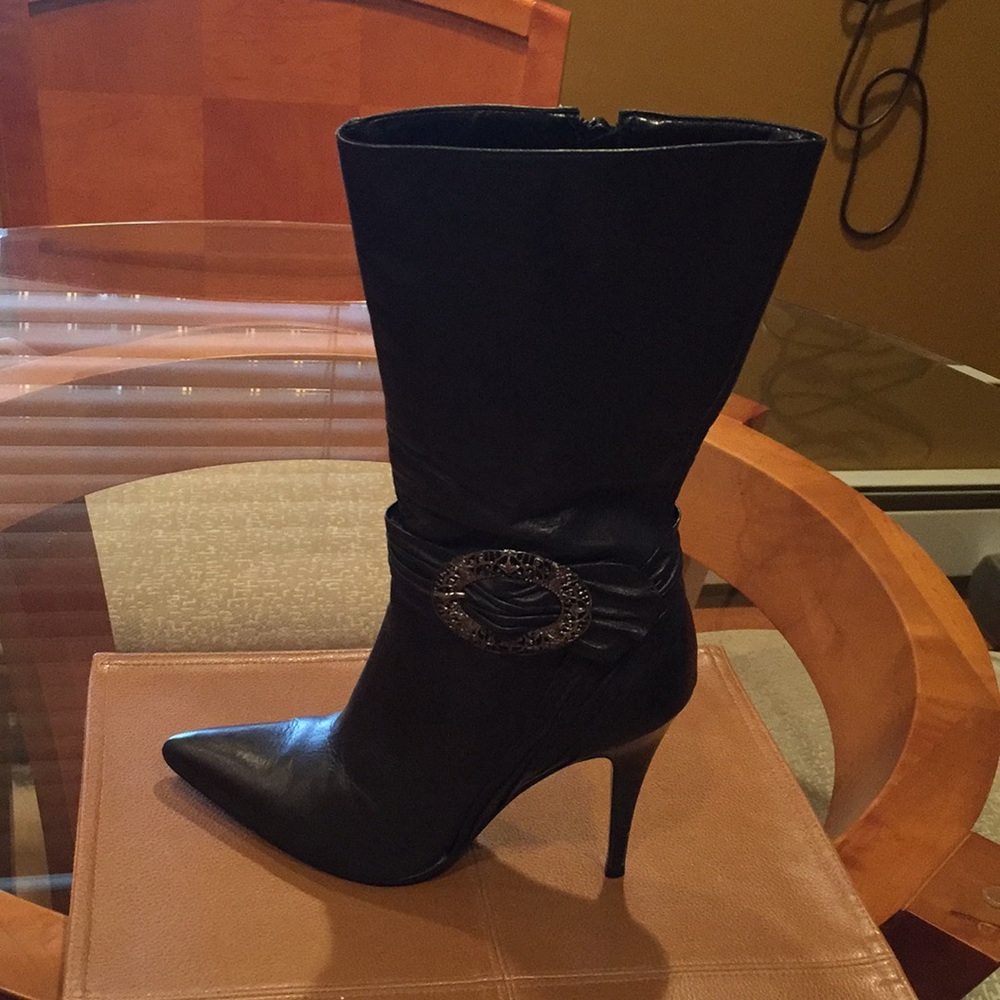 🔥 Carlos Santana Mid-Calf Leather Boots.